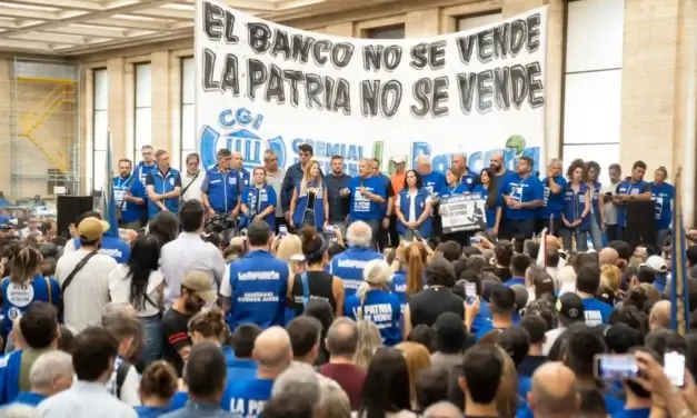 Postergaron el tratamiento legislativo del decreto que transforma el Banco Nación en Sociedad Anónima