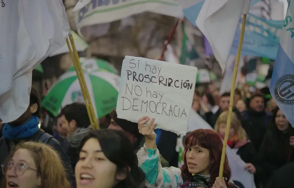 Dirigentes del PJ, gremios y organizaciones sociales marcharán a Plaza de Mayo por CFK