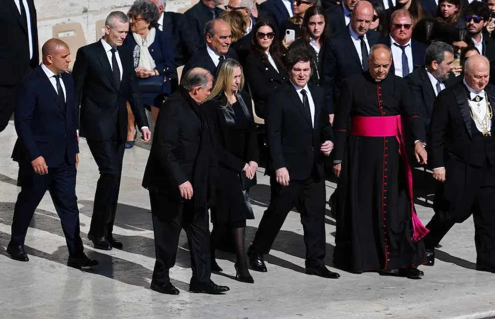 En medio de su gira europea, Milei se reunirá este sábado con el papa León XIV