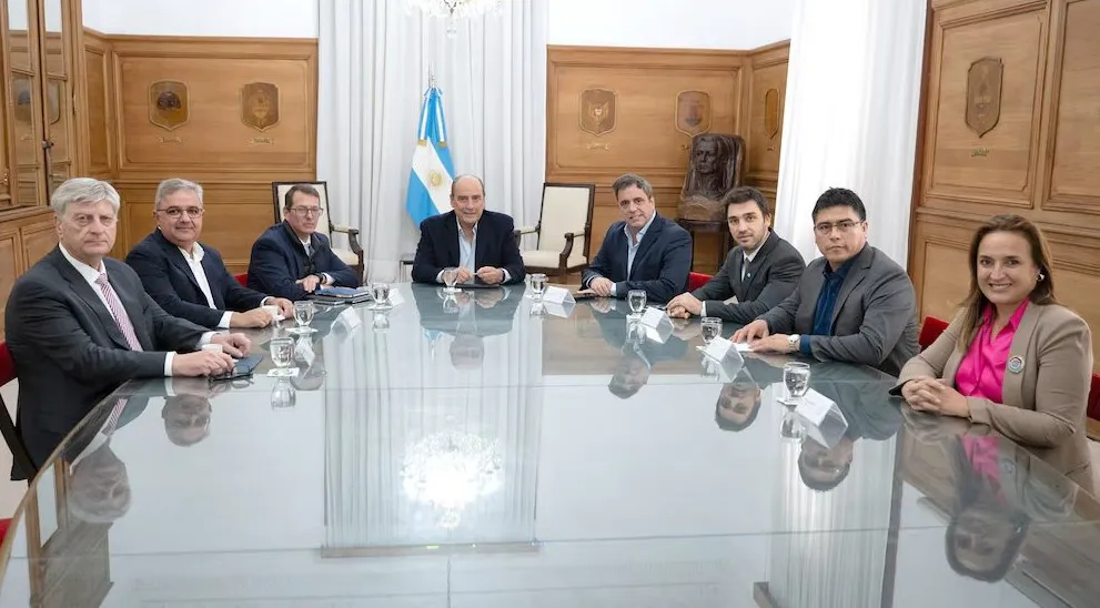 El Gobierno se reunió con parte de la Liga de Gobernadores: hubo reclamos por la obra pública y la recaudación