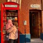 Nueva biblioteca al paso en Canals: más cultura en el edificio del ferrocarril
