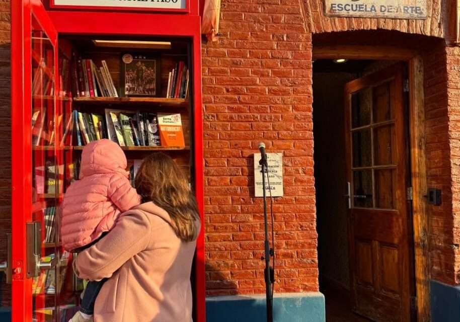 Nueva biblioteca al paso en Canals: más cultura en el edificio del ferrocarril