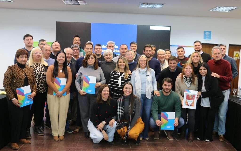 Río Cuarto: Más de 30 intendentes de la Comunidad Regional se reunieron con la ministra Montero