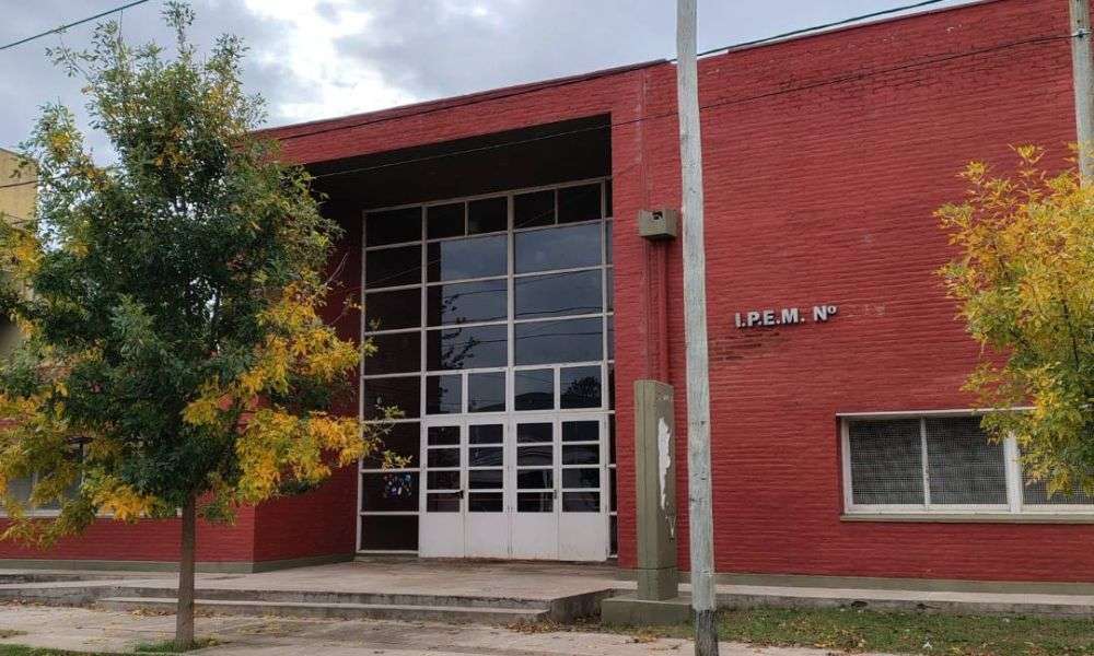 Mejoras para la escuela y el jardín de La Cautiva