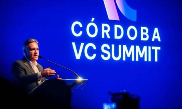 Llaryora anunció un fondo $10.000 millones para emprendimientos innovadores