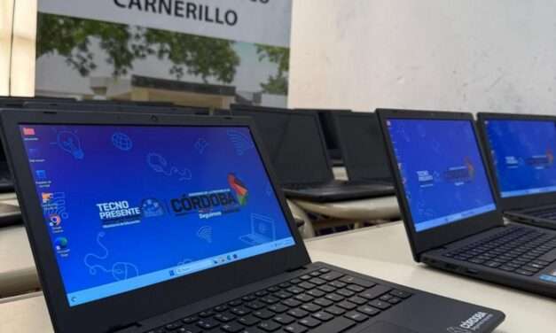 El Instituto Técnico de Carnerillo recibió netbooks