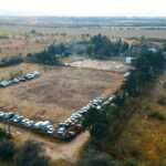 Sigue la compactación de vehículos abandonados: recuperan un espacio clave en Río Cuarto