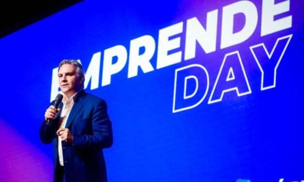 Llaryora anunció créditos por $3.400 millones para impulsar a emprendedores locales