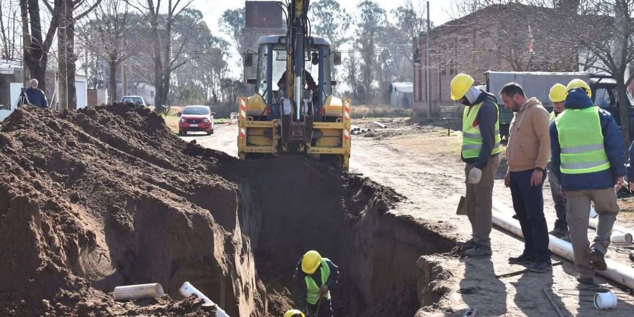 Avanza la obra de cloacas en el Barrio Centro de Vicuña Mackenna