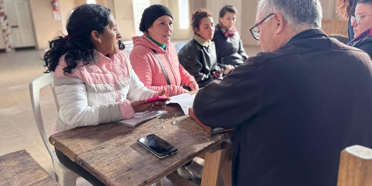 Villa Nueva: Avanza el acompañamiento a familias del sector Costamagna para la regularización del servicio eléctrico