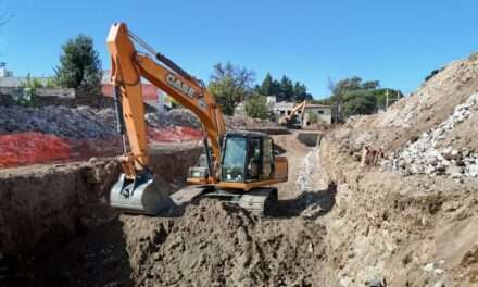 Ciudad de Córdoba: Avanza la obra readecuación del desagüe del Hospital Misericordia – Villa El Chaparral