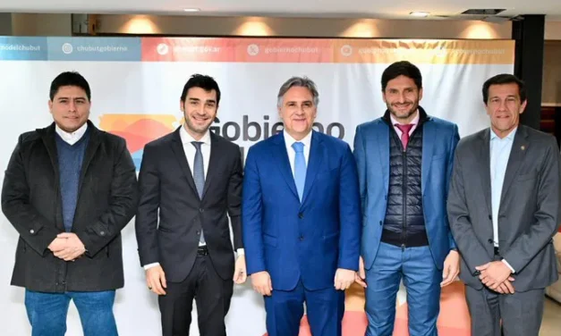 Llaryora y otros cuatro gobernadores anunciaron que en octubre competirán en un mismo frente