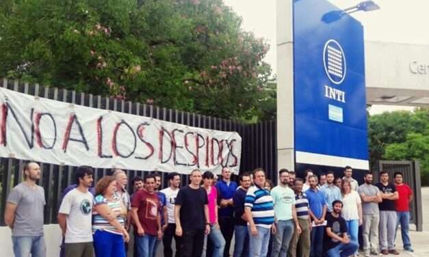 Marchan los trabajadores del INTI, ante el inminente «desguace» del organismo