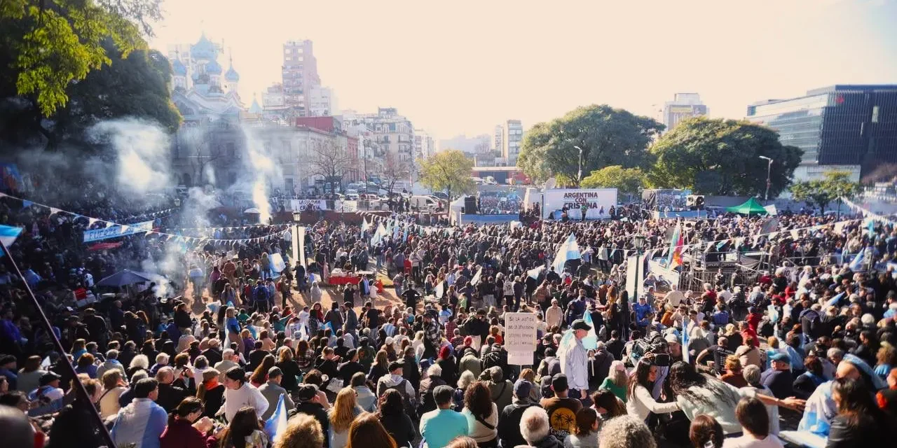 Cristina advirtió que el gobierno de Milei está «haciendo desaparecer a la clase media argentina»