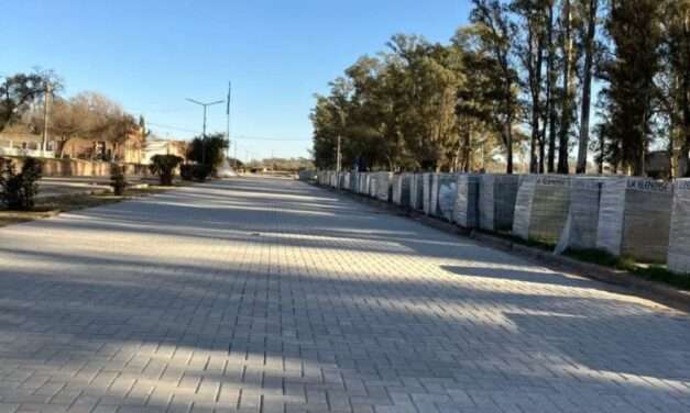 Avanza el adoquinado en el sector sur de Los Cisnes