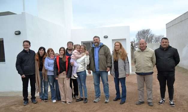 Ucacha entregó la vivienda Nº 34 a una familia de la localidad