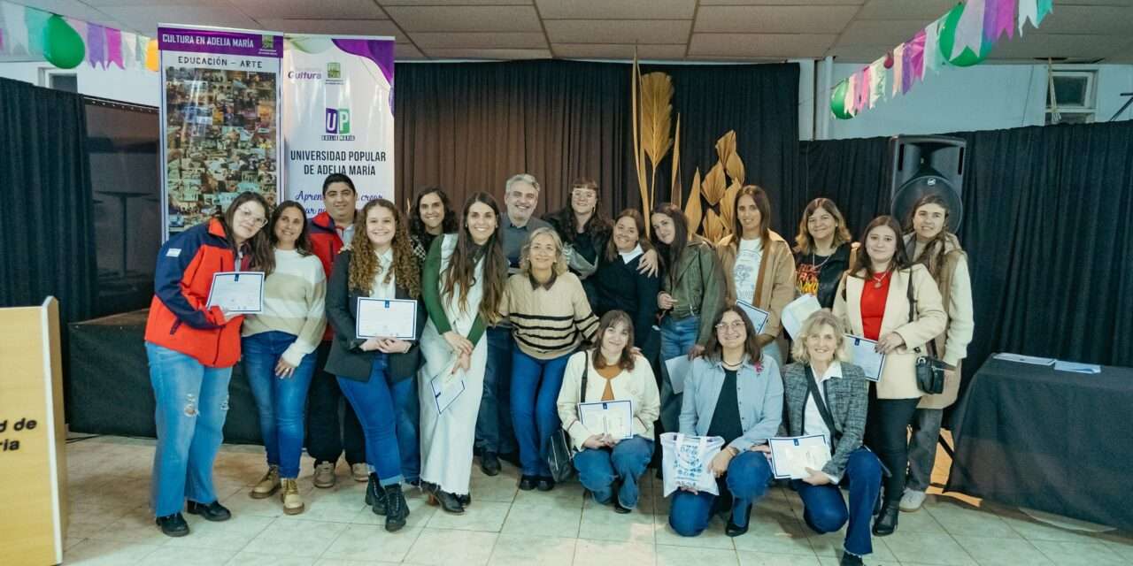 Adelia María: la Universidad Popular entregó certificados a sus alumnos
