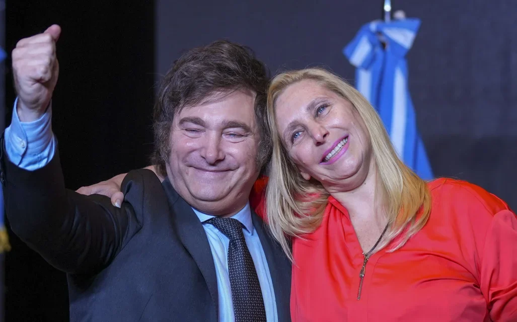 Los argumentos de Javier Milei para vetar el aumento a jubilados