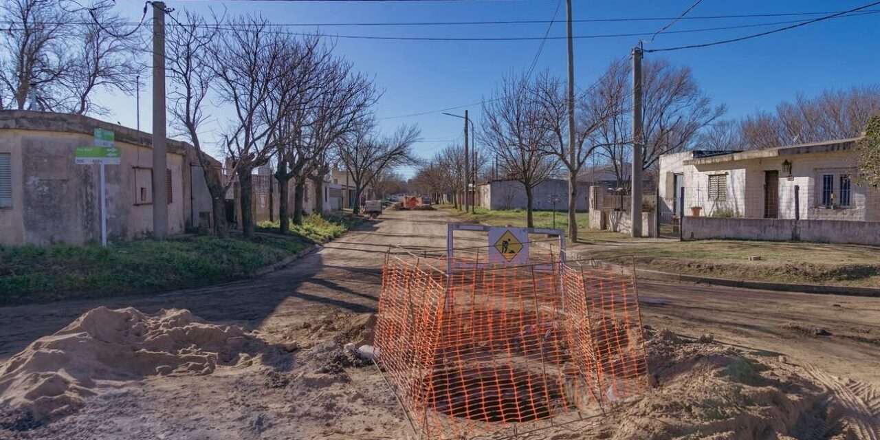 Continúa la obra de cloacas en Adelia María
