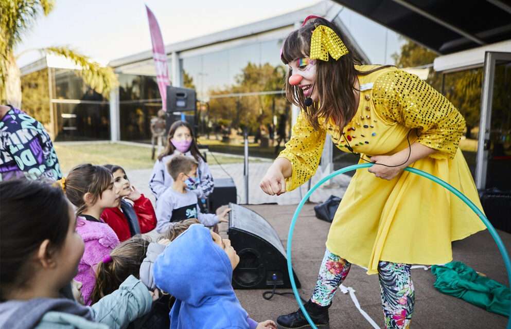 En el Mes de las Infancias, el teatro itinerante continúa recorriendo la provincia
