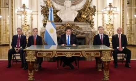 Javier Milei en campaña por cadena: «Las próximas elecciones de octubre van a dirimir esto”