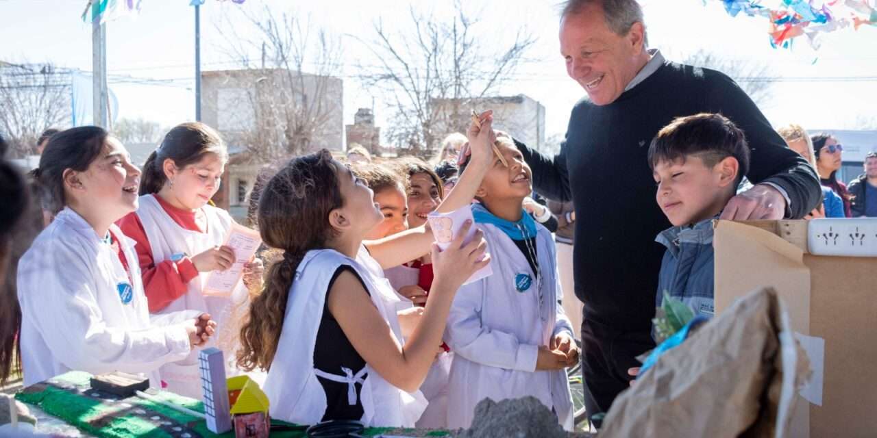Río Cuarto: “La Muni en tu Barrio” combinó servicios y feria de ciencias en San Martín