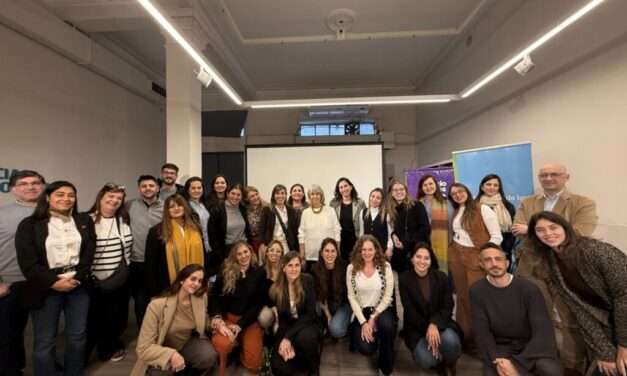 Se lanzó un nuevo programa para mujeres emprendedoras científicas y tecnológicas