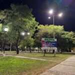 Villa María: avanza la colocación de luminarias en espacios públicos