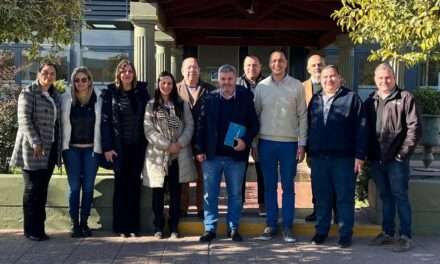 Convenio entre el Municipio de Santa Catalina y AGEC para facilitar el acceso a terrenos