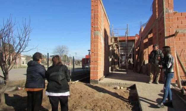Avanza la construcción de dos nuevas aulas en el IPEM N° 421 de La Cautiva