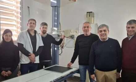 Ítalo inauguró nueva ambulancia y presentó mejoras en el centro de salud