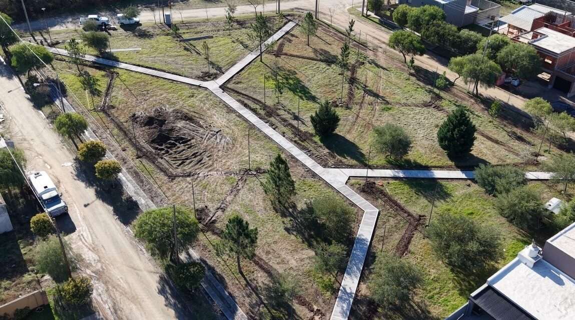 Villa María: Se ultiman detalles en la nueva plaza de barrio Villa Albertina