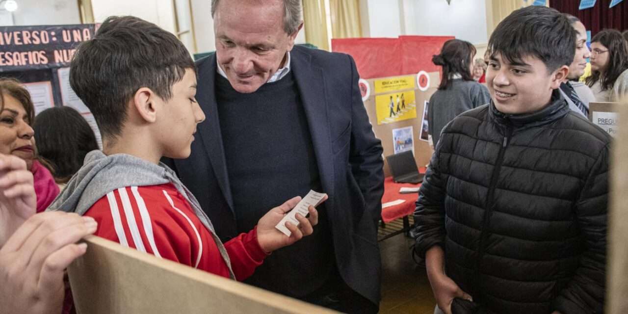 Río Cuarto: De Rivas participó de la 57° Feria de Ciencias en colegios de la ciudad