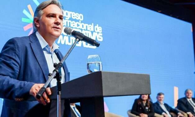 Llaryora: “La economía tiene que estar al servicio del hombre, y no el hombre al servicio de la economía”