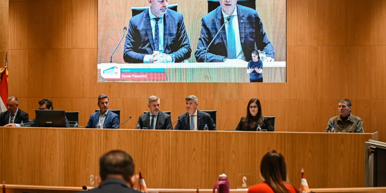 Passerini rindió cuentas en el Concejo Deliberante sobre el cumplimiento del Plan de Metas municipal