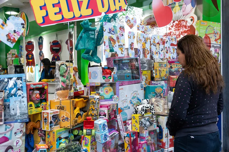 Día de la Niñez: las ventas sufren la crisis y caen un 5,2% respecto al año pasado