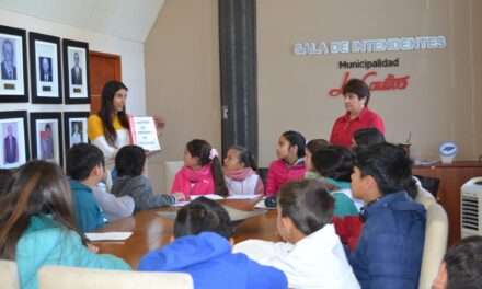 La Cautiva: Estudiantes presentaron un proyecto sobre cuidado animal