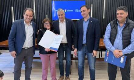 Villa Huidobro: entrega de escrituras y créditos