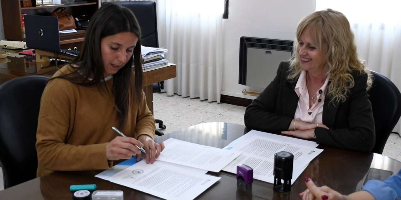 Buchardo firmó un convenio con la UNRC para garantizar alojamiento universitario jóvenes de la localidad