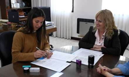 Buchardo firmó un convenio con la UNRC para garantizar alojamiento universitario jóvenes de la localidad