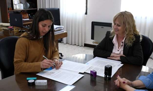 Buchardo firmó un convenio con la UNRC para garantizar alojamiento universitario jóvenes de la localidad