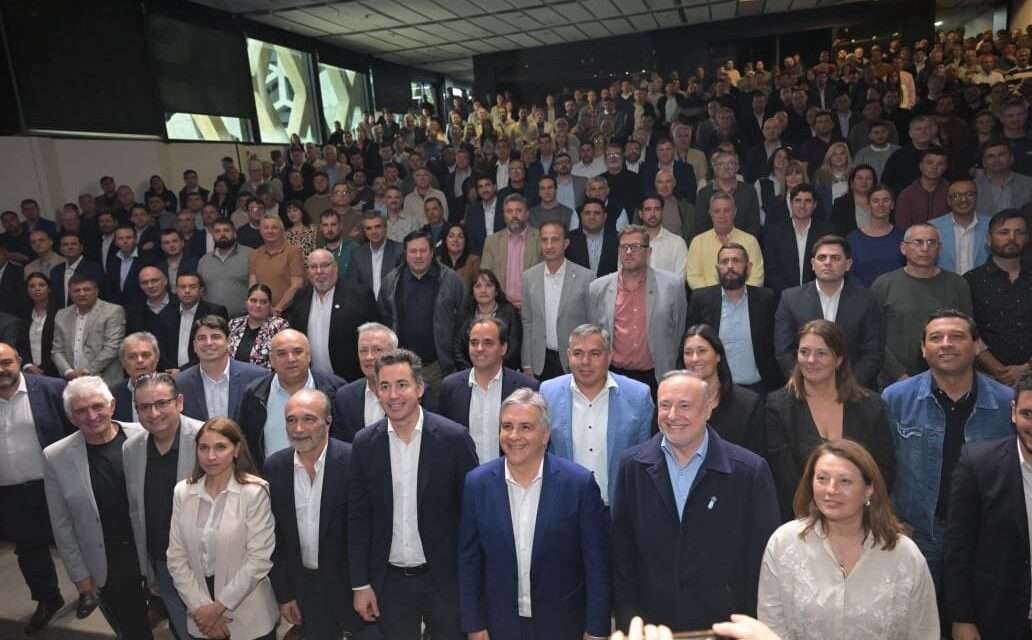 Llaryora: El modelo de Córdoba es con superávit y la gente adentro