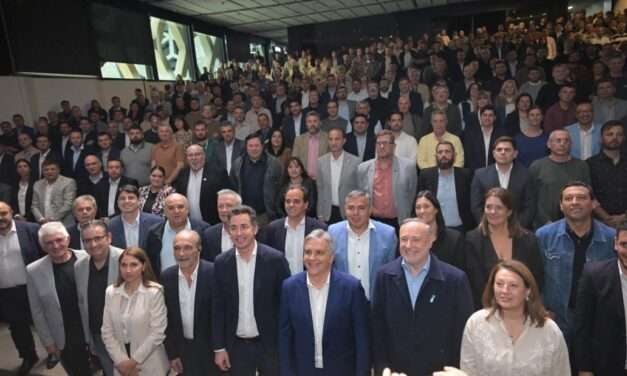 Llaryora: El modelo de Córdoba es con superávit y la gente adentro