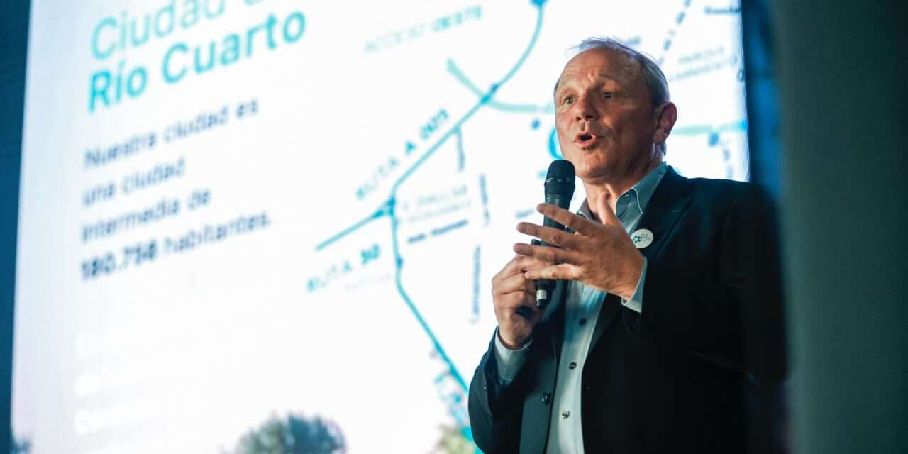 CREA 2025: De Rivas presentó el modelo de trabajo conjunto entre el sector público, privado y académico