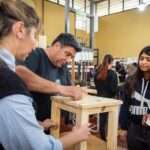 Río Cuarto: La Escuela de Carpintería presentó su trabajo de capacitación y contención a adolescentes