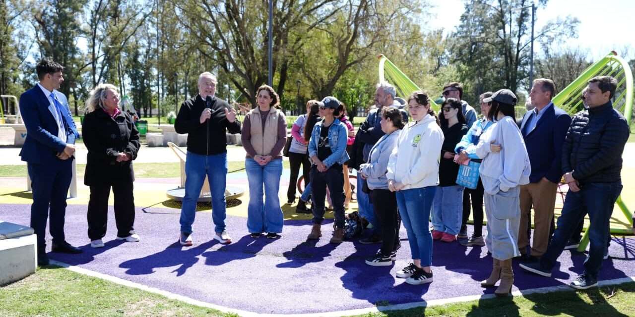 Villa María: Accastello inauguró la nueva Plaza Inclusiva