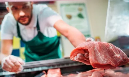 Acuerdo salarial para trabajadores de la carne aviar