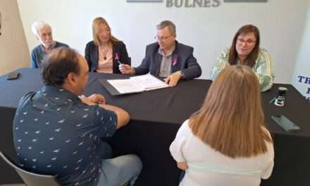 Siete familias de Bulnes accedieron a la escritura de su vivienda