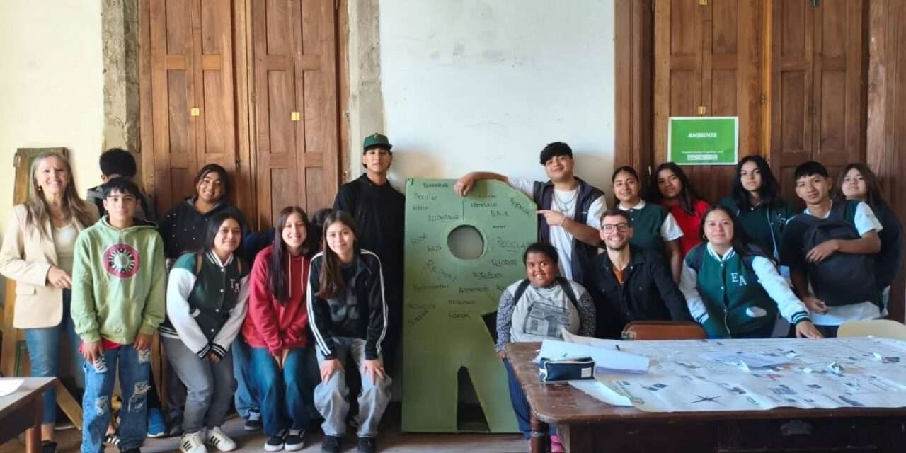La Carlota: Estudiantes participaron en un taller sobre ambiente en el marco del Programa Jóvenes Preventores