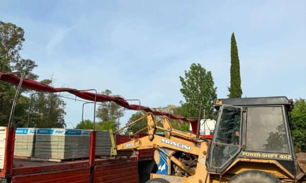 Villa Huidobro avanza con la remodelación y puesta en valor de la Plaza Mons